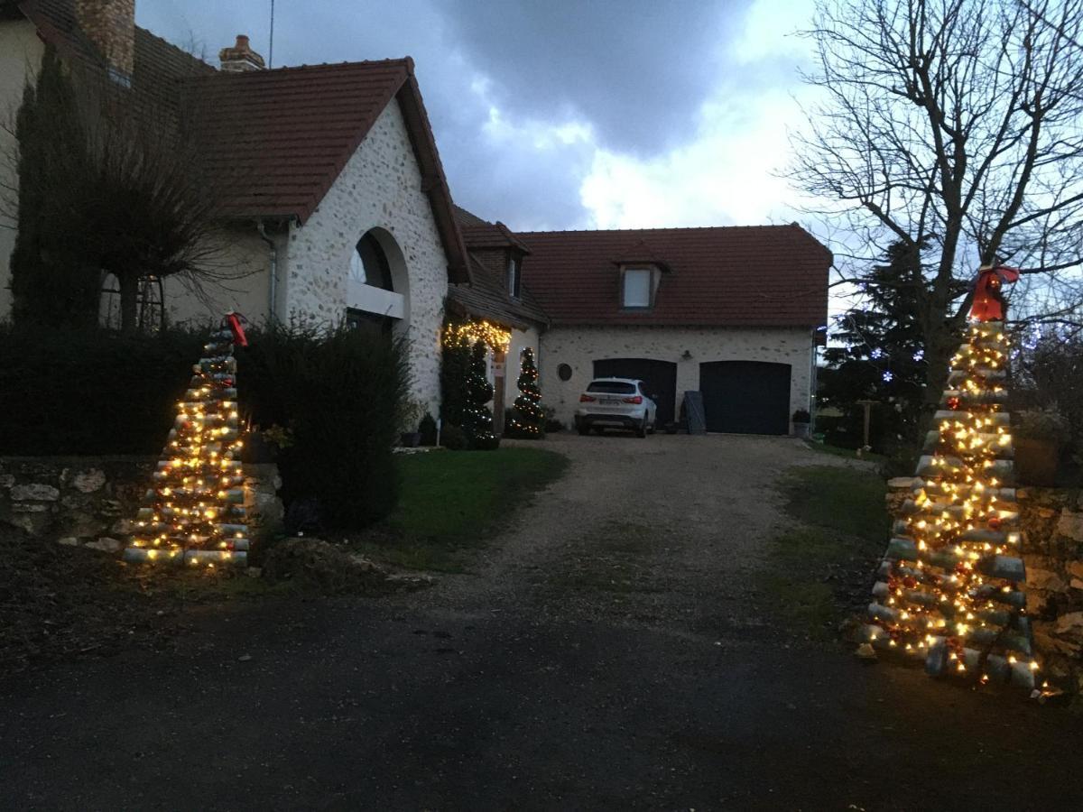 Hotel Les Rougemonts Eucalyptus Champguyon Exterior foto